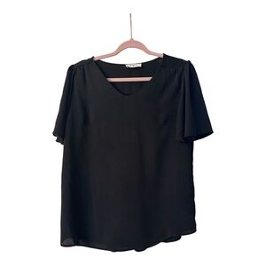 Zenana Outfitters Classic Black Medium Flutter Sleeve Blouse